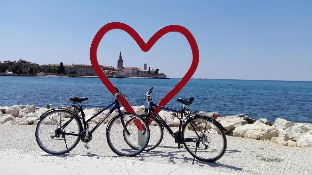 Studio Apartment Lea With Free Bikes Porec